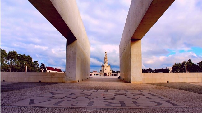 whatsapp-image-2019-12-06-at-09-canva-edited-1-